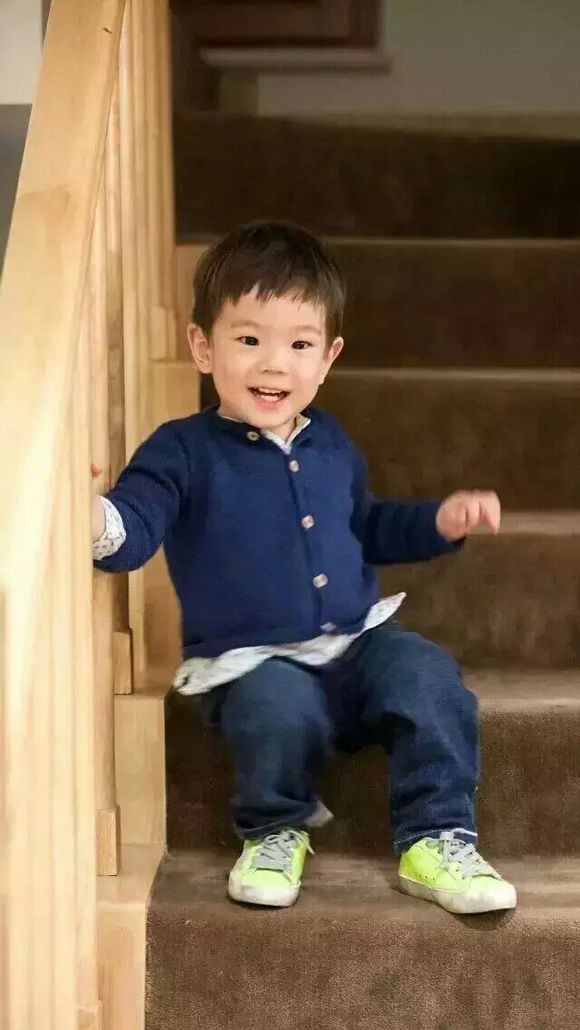 中国内地影视黑龙江密山男演员高伟光成熟魅力夏日写真大片图片