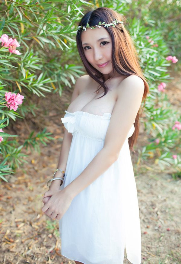 高清宅男女神性感桌面壁纸图片