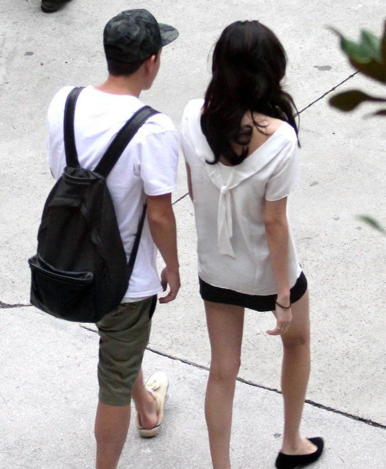 陈冠希出席活动图片 暂不考虑跟风结婚图片