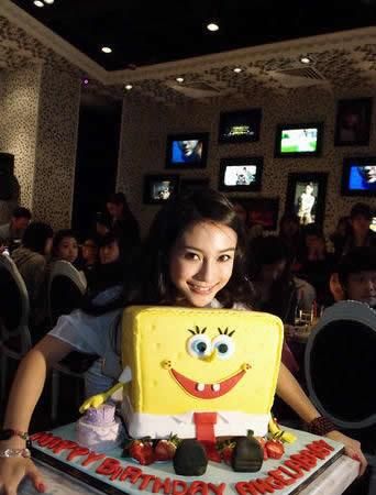 黄晓明性感内裤写真 腹肌马甲线齐上阵图片
