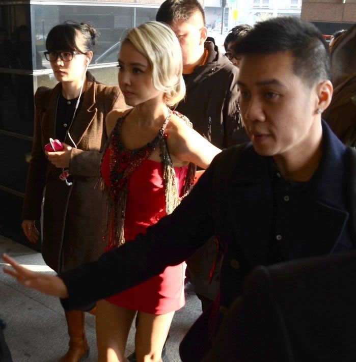 蔡依林西安火辣献唱 超短裤秀美腿 蔡依林演唱会活动图片图片