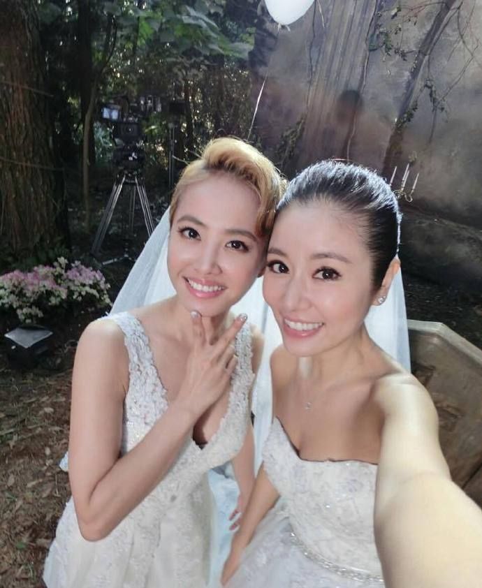 林心如早期《风尚志》写真图片 身材高挑玲珑有致 林心如性感写真图片图片