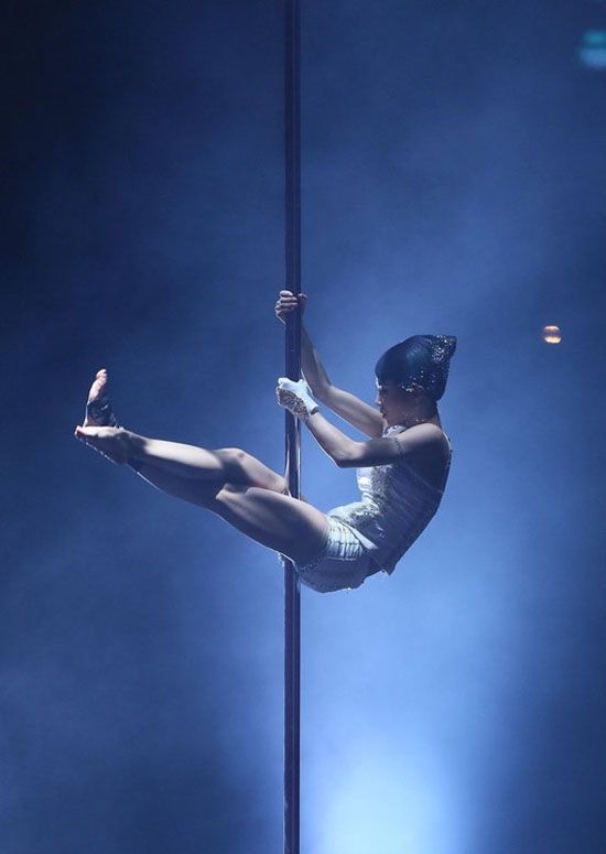 蔡依林MV化身百变女王 时尚秀美背图片 蔡依林写真图片图片