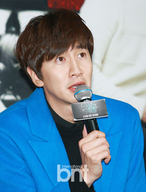 高清韩国京畿道南扬州男明星Runningman李光洙和金钟国丫土豆广告高清图片图片