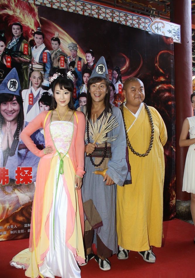 黄晓明电视剧图片《锦绣缘》黄晓明剧照图片 陈乔恩陷三角恋图片