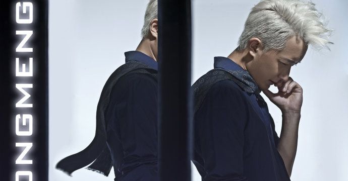 韩庚白色头发拍摄写真 浓郁的型男气息图片