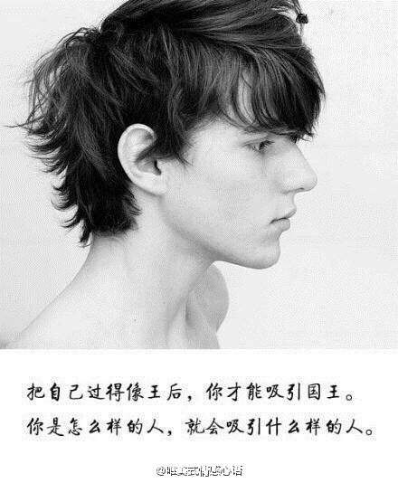 黑白风格的伤心伤感图片 带字的悲伤难过伤感图片大全图片