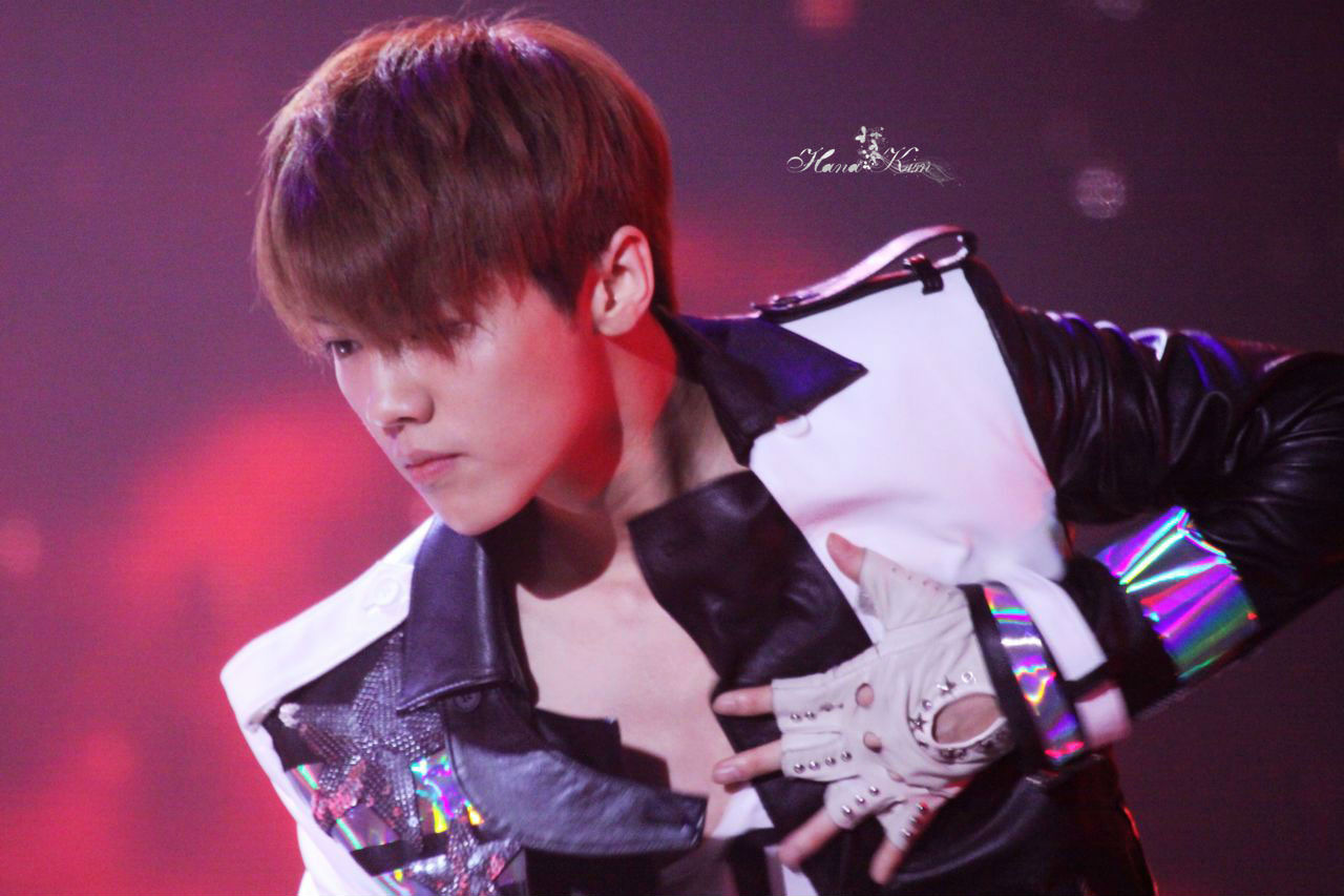 鹿晗120401北京出道showcase演唱饭拍图汇总（二）图片