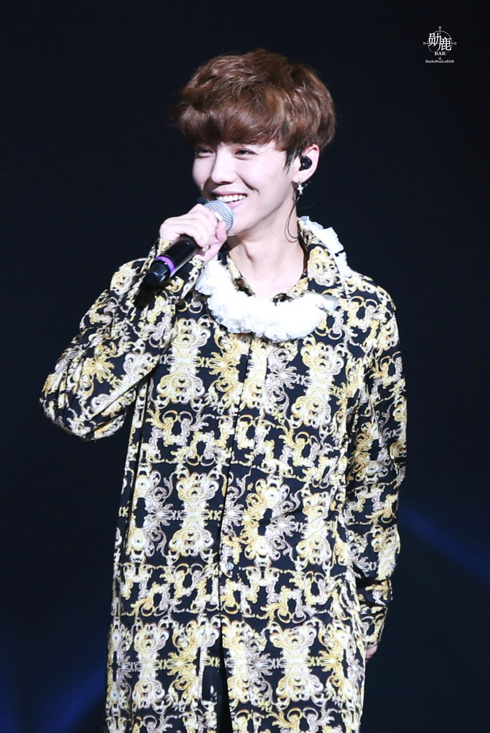 鹿晗120401北京出道showcase演唱饭拍图汇总（二）图片