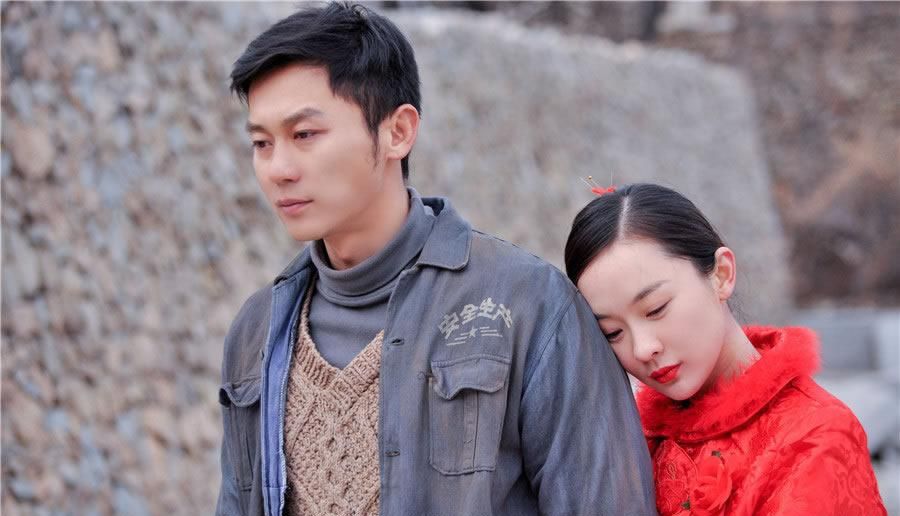 爱情公寓4邓家佳新年写真 娇俏可人图片