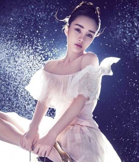 产科男医生曝光搞笑照 贾乃亮遭妻子李小璐狂揍图片图片