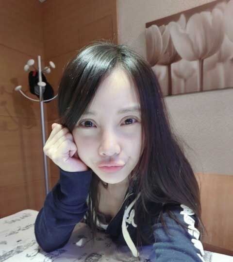 李小璐绝美靓丽写真惹火撩人图片