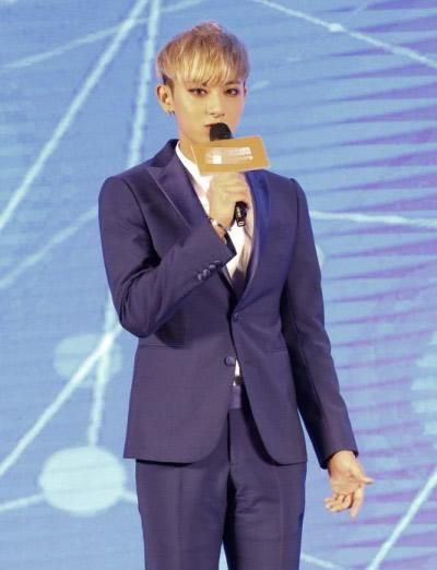黄子韬图片
