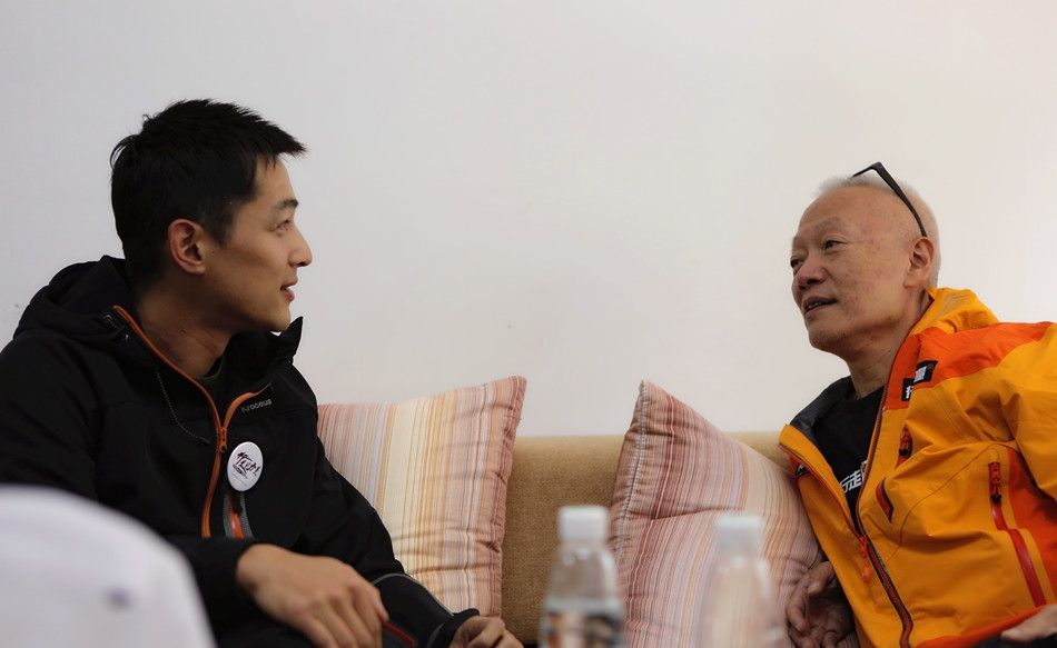 胡歌米兰时装周高清帅气图片图片