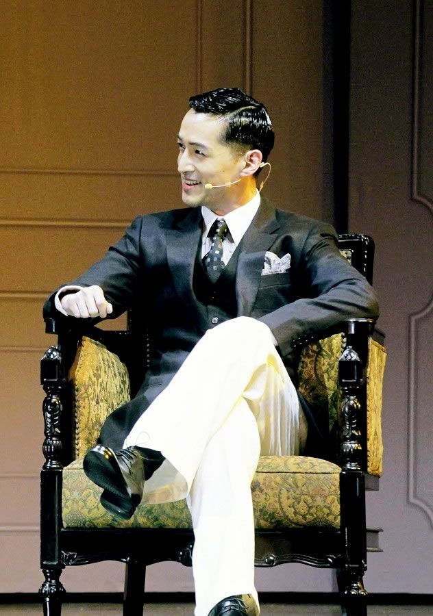 胡歌复古混搭亮相 打造盖茨比式怀旧时尚图片