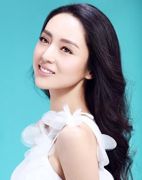 高清中国内地黑龙江省牡丹江影视女演员董璇气质靓丽美女写真图片