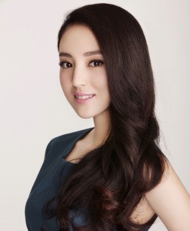高清中国内地黑龙江省牡丹江影视女演员董璇气质靓丽美女写真图片
