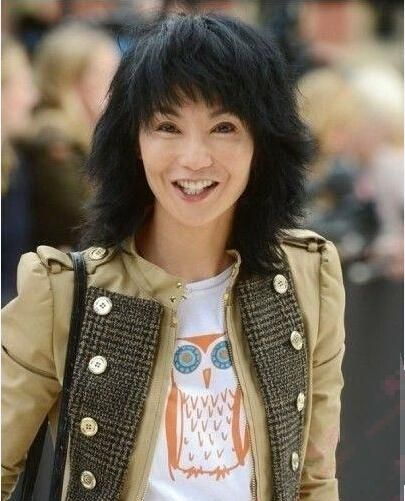 林心如早期《风尚志》写真图片 身材高挑玲珑有致 林心如性感写真图片图片