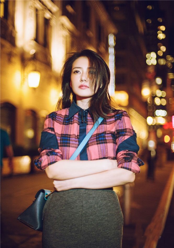 高圆圆时尚芭莎大片婉约迷人 气质演绎婀娜人妻图片 高圆圆时尚芭莎大片婉约迷人 气质演绎婀娜人妻图片