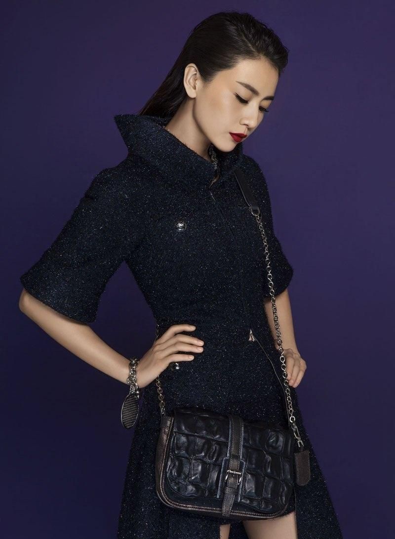 高圆圆时尚芭莎大片婉约迷人 气质演绎婀娜人妻图片