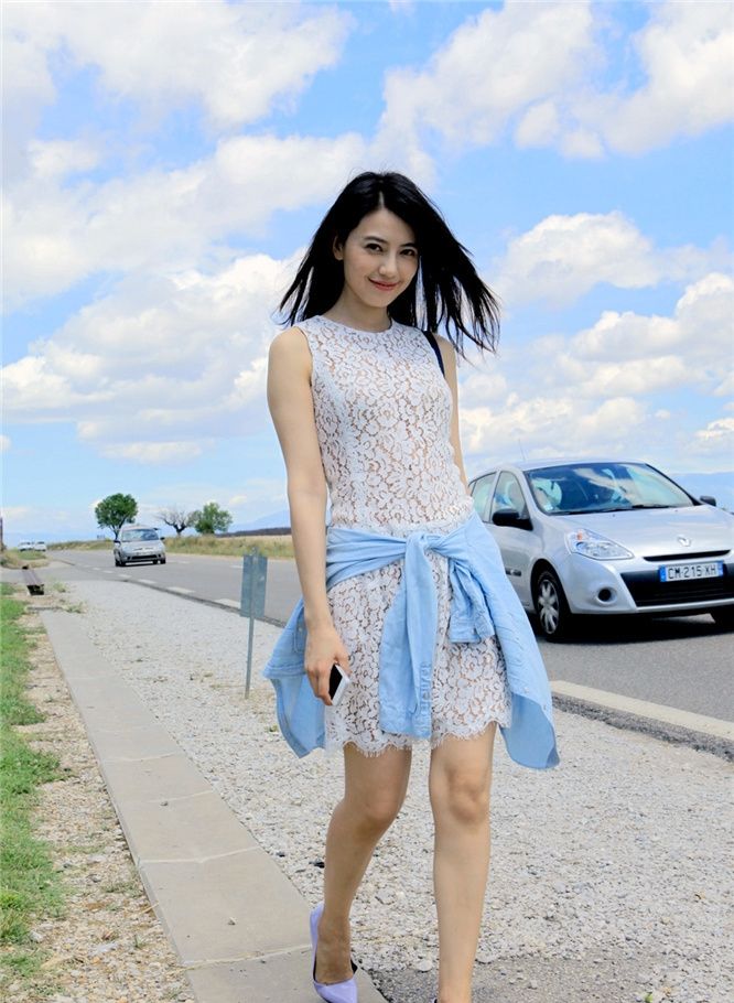 高圆圆时尚芭莎大片婉约迷人 气质演绎婀娜人妻图片 高圆圆时尚芭莎大片婉约迷人 气质演绎婀娜人妻图片