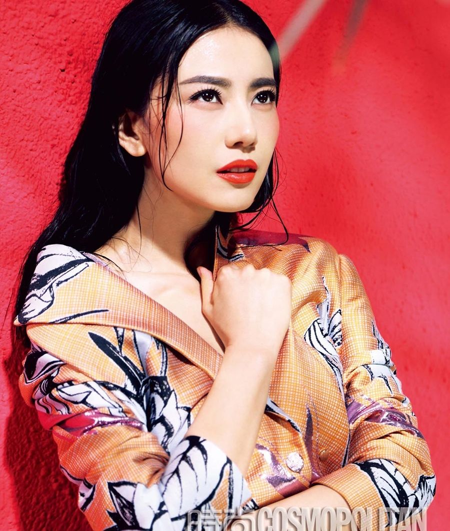 高圆圆全新封面大片 时尚妩媚秀性感图片
