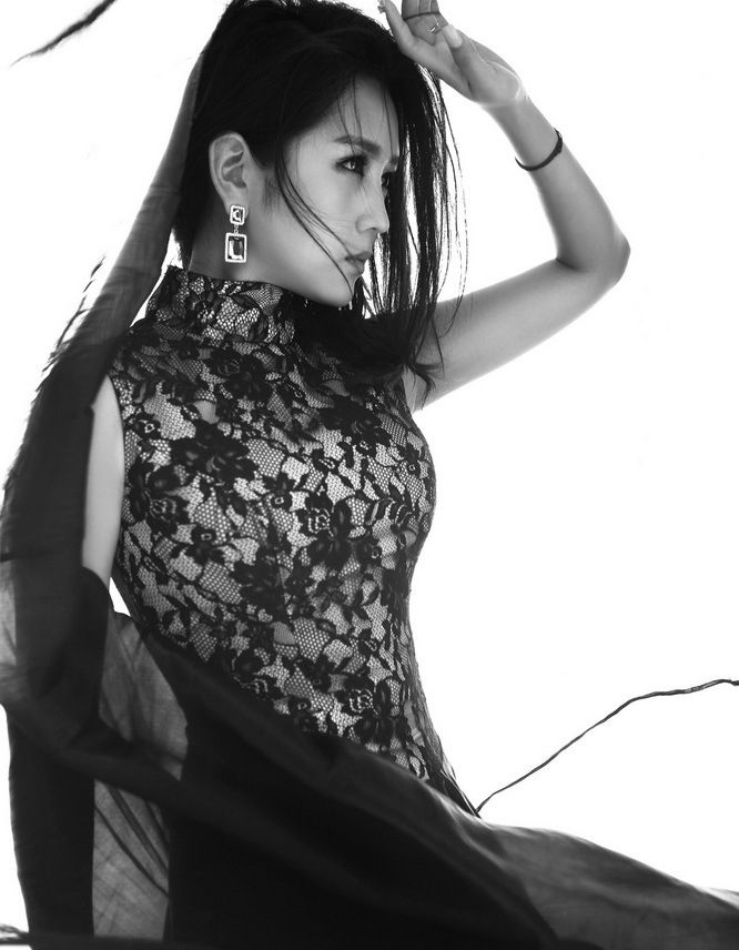 美女明星张歆艺性感婚纱写真图片图片
