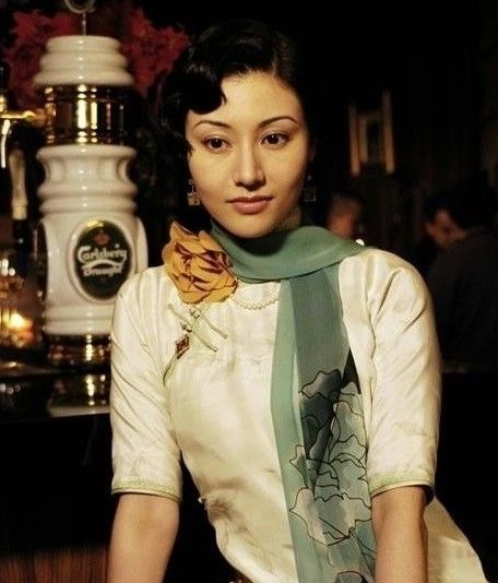董洁及各一线女星演绎旗袍风情图片