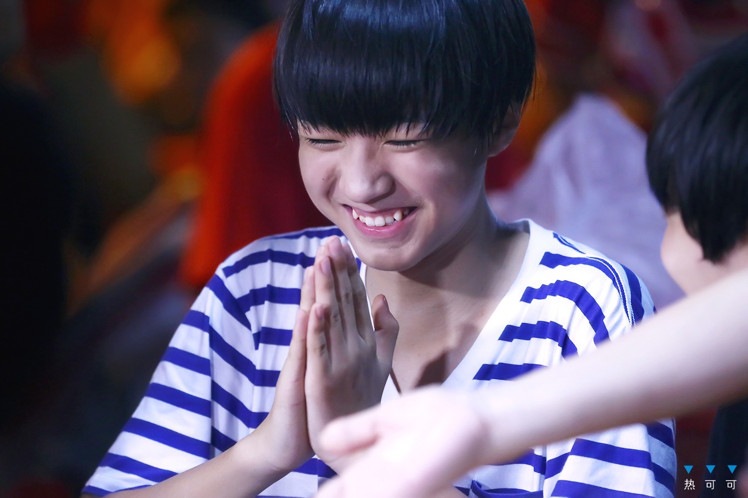 TFboys爱奇艺偶像手记录制图 王俊凯高清大图整理图片