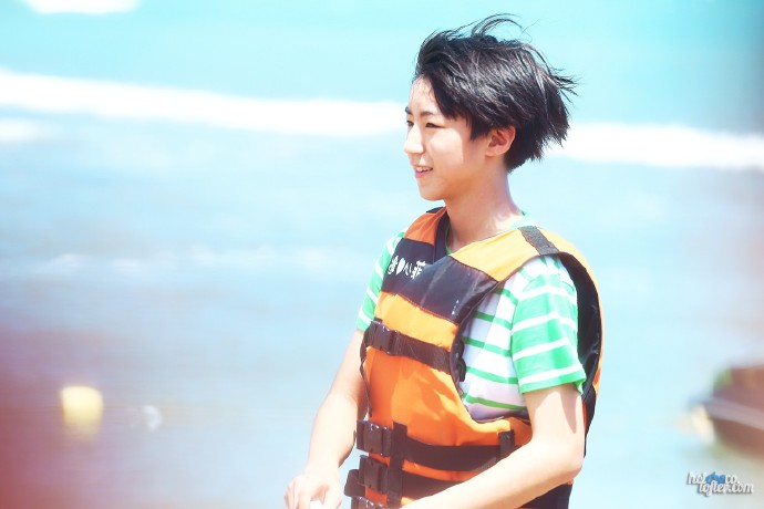 TFboys爱奇艺偶像手记录制图 王俊凯高清大图整理图片