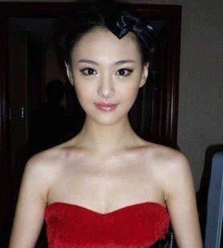 杨幂杨颖高圆圆董洁 那些出道多年依旧清纯的明星图片