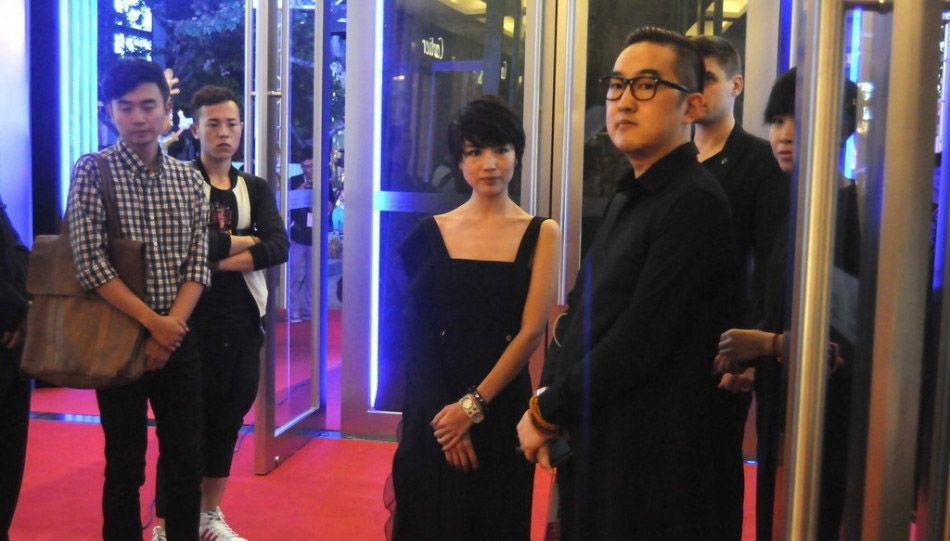 董洁拍登杂志封面 拍摄奥运主题时尚大片图片