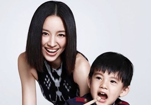 董洁及各一线女星演绎旗袍风情图片