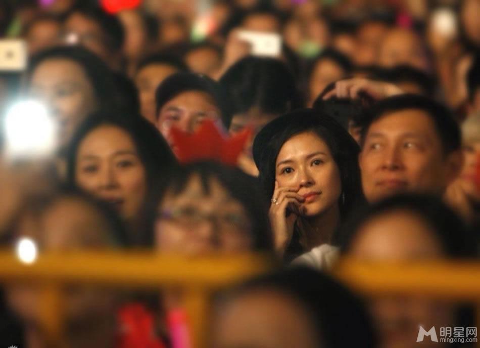汪峰成功求婚章子怡 昔日甜蜜时光再现图片