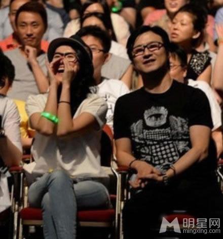 章子怡图片章子怡最新时尚封面图片 恋情甜美人比花娇图片
