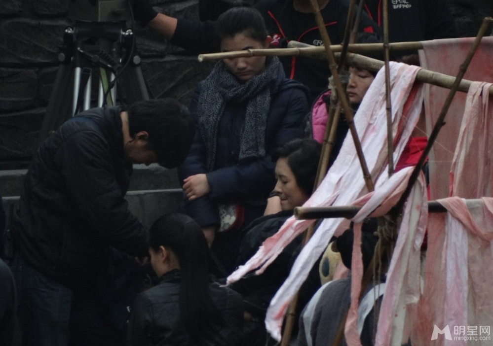 章子怡图片章子怡最新时尚封面图片 恋情甜美人比花娇图片