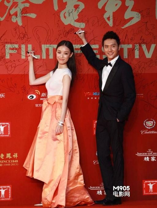 倪妮封面图片妖艳笑容性感十足图片
