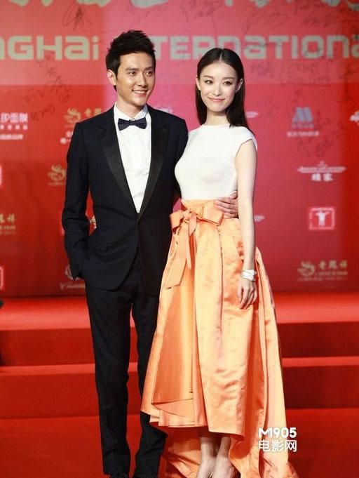倪妮2015纽约大都会MetBall盛宴 性感成熟更增朦胧美图片