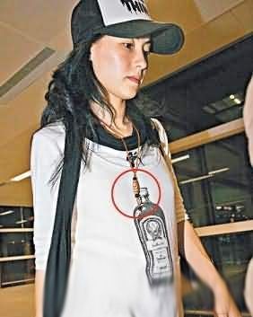 安以轩金钗谍影杀青晒片场照 搞怪卖萌 安以轩剧照图片图片