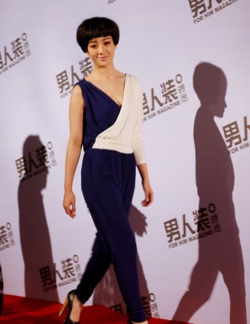 让人喷鼻血的性感美女金黄短发极致诱惑私房艺术图集图片