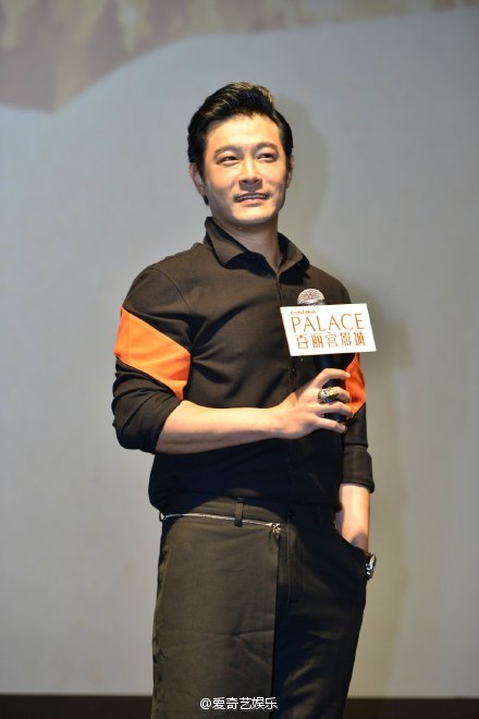 胡歌复古混搭亮相 打造盖茨比式怀旧时尚图片