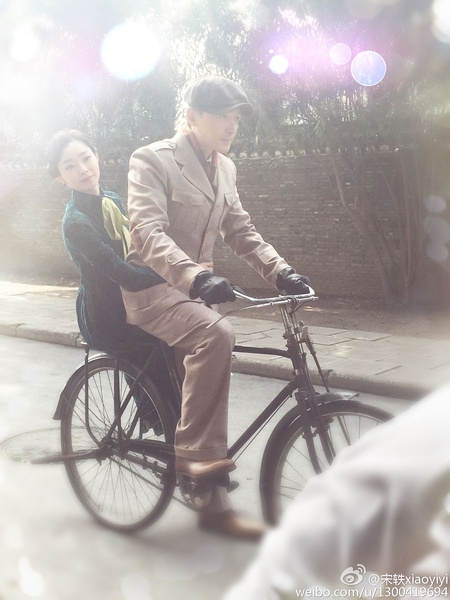 胡歌型男大片 蓄胡深沉获网友称赞图片