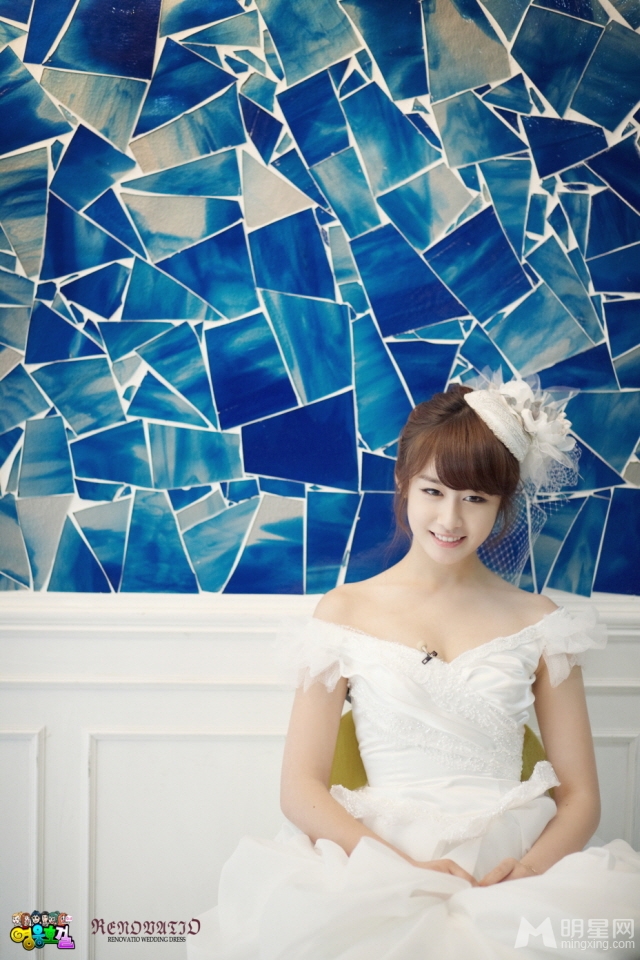 吴倩婚纱长裙唯美写真图片 武大校花吴倩图片写真集合图片