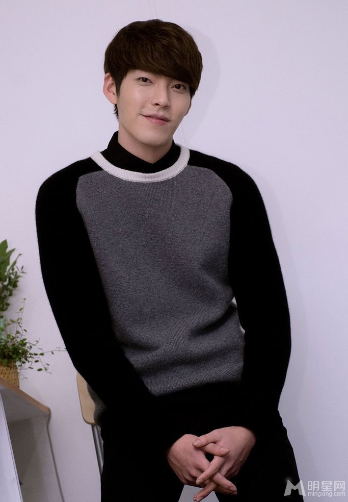 高清韩国男演员金宇彬全新写真尽显熟男魅力图片