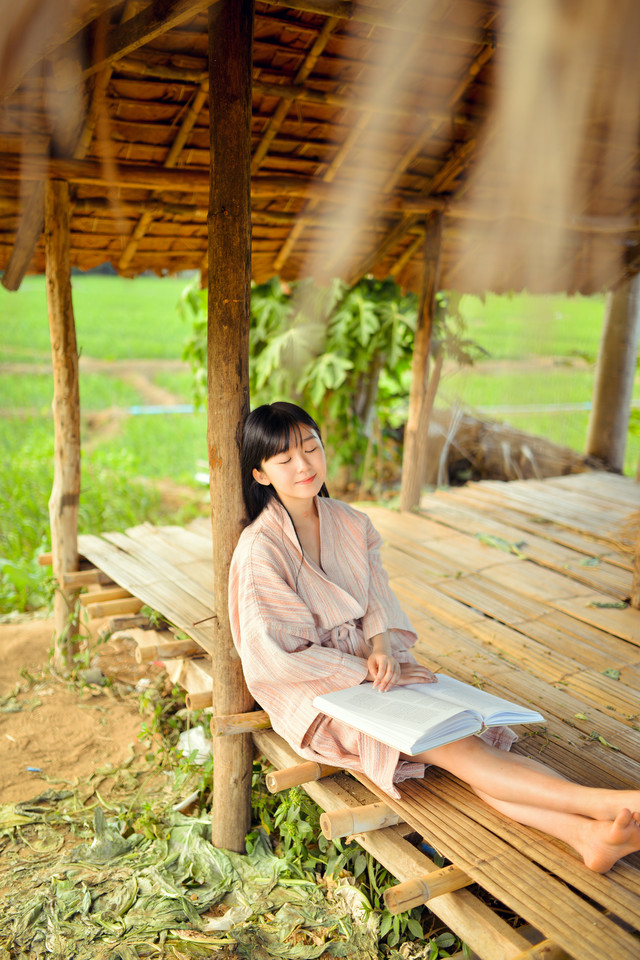 宋伊人泰国PAI显水果少女之椰子篇甜美写真图片