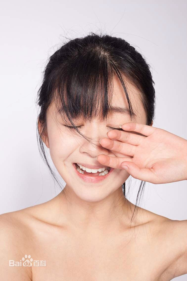 高清美女星宋伊人搞怪自拍素颜写真情绪九连拍写真图片图片