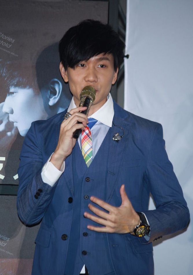 新加坡男明星林俊杰新专辑因你而在发布会图片图片