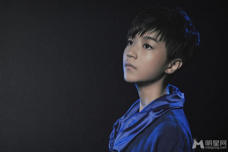 TFBOYS快乐大本营 五子棋游戏笑翻全场 TFBOYS图片图片