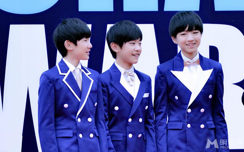 TFBOYS三人合照 帅气可爱高清写真 TFBOYS图片图片