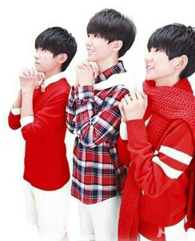 TFBOYS快乐大本营 五子棋游戏笑翻全场 TFBOYS图片图片